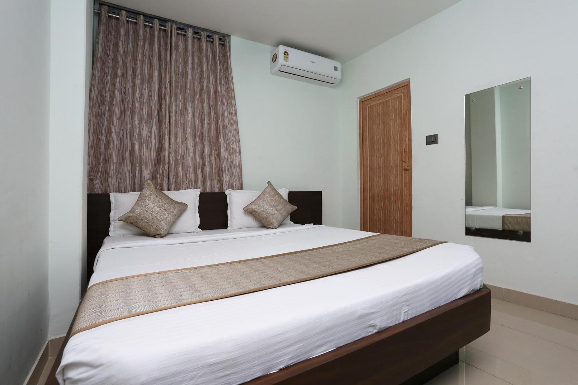 Hotel O Aashray Guest House Guwahati Bagian luar foto